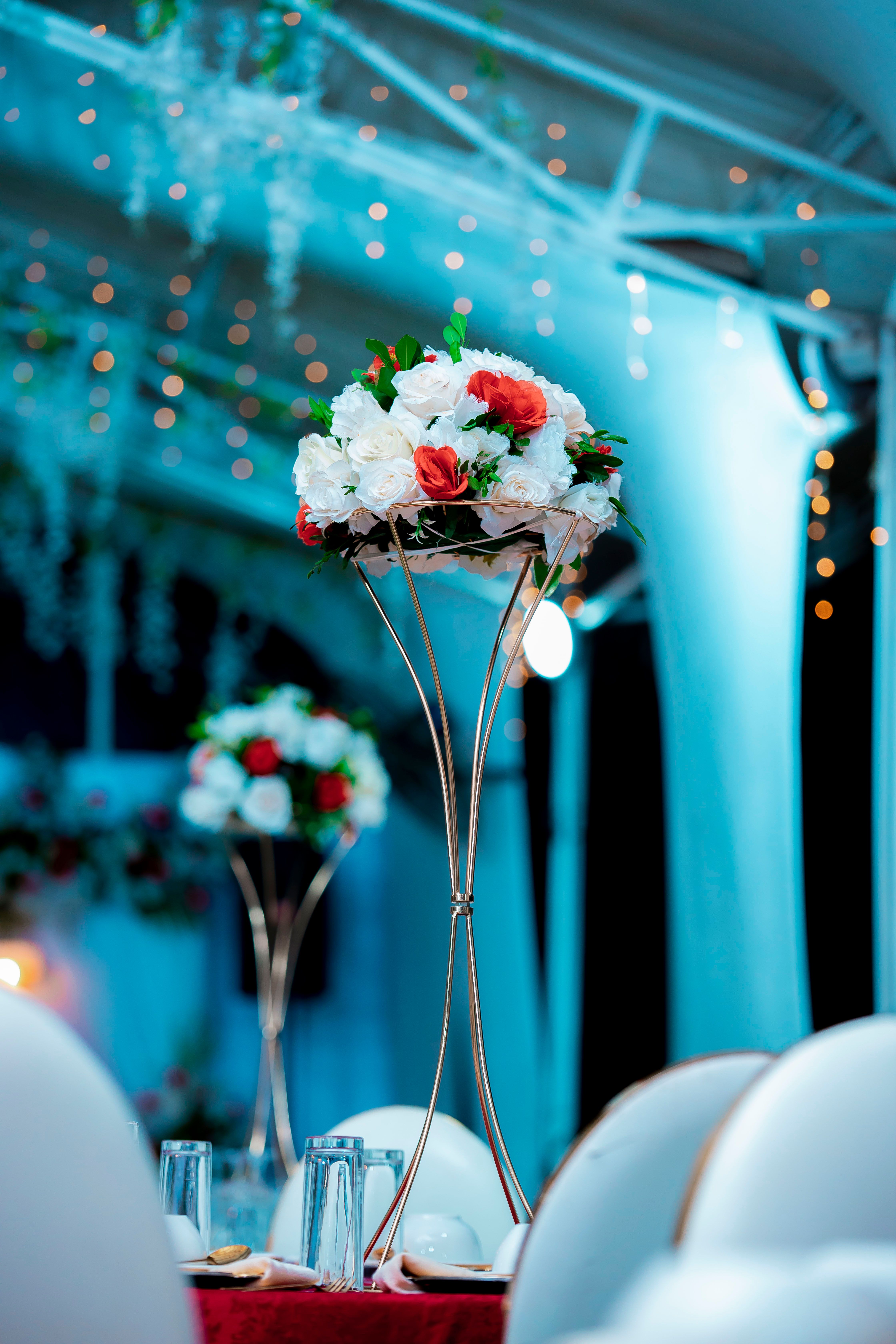 Elegant table setup for outdoor event